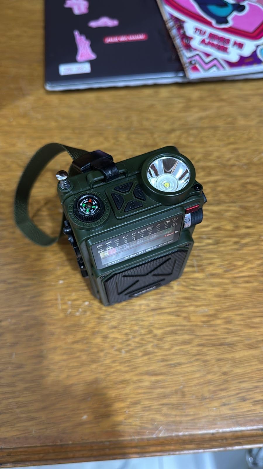 Emergency Radio Hand Crank Solar - NOAA/AM/FM Shortwave Radio for Camping customer photo 2