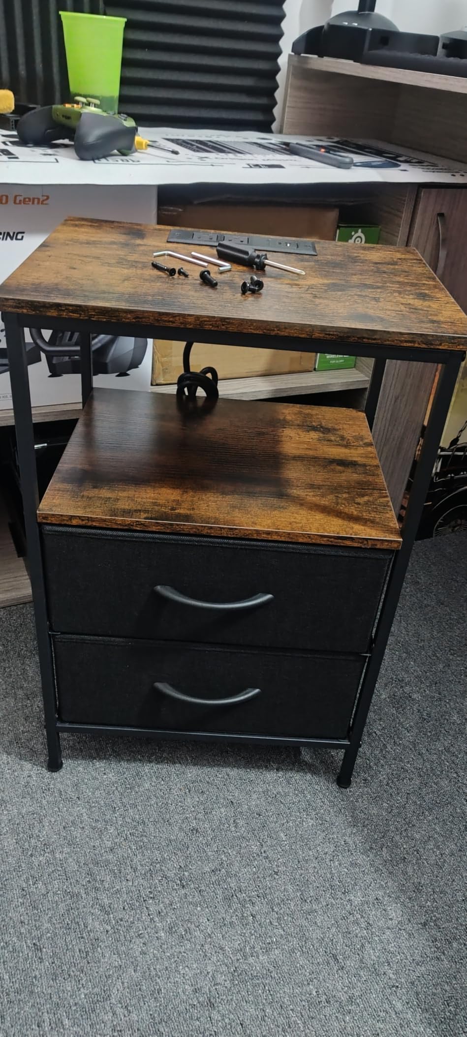 Huuger Nightstand with Charging Station, 27.6 Inch Bedside Table,Side Table customer photo 1