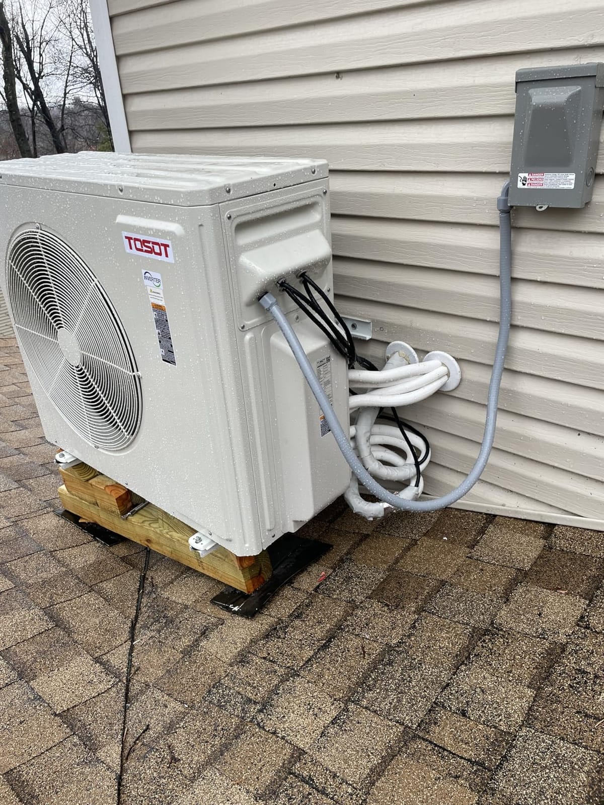 TOSOT 36,000 BTU 4 Zone Mini Split Air Conditioner 21 SEER2, Cosmo Series customer photo 1