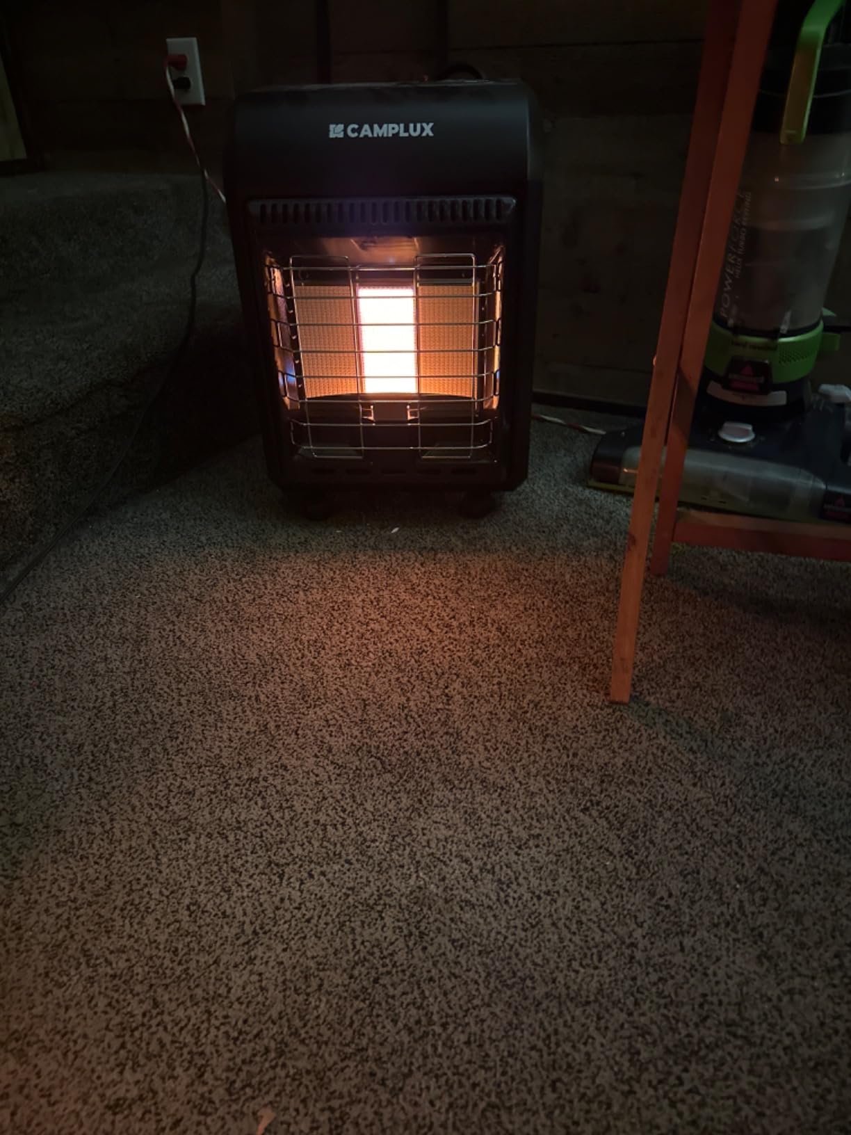 CAMPLUX 18,000 BTU Propane Heater with ODS & Tip-over Protection, 3-Setting LP Gas Cabinet Heater with Regulator & Hose, Adjustable Radiant Heat, CSA Certified, Black customer photo 2