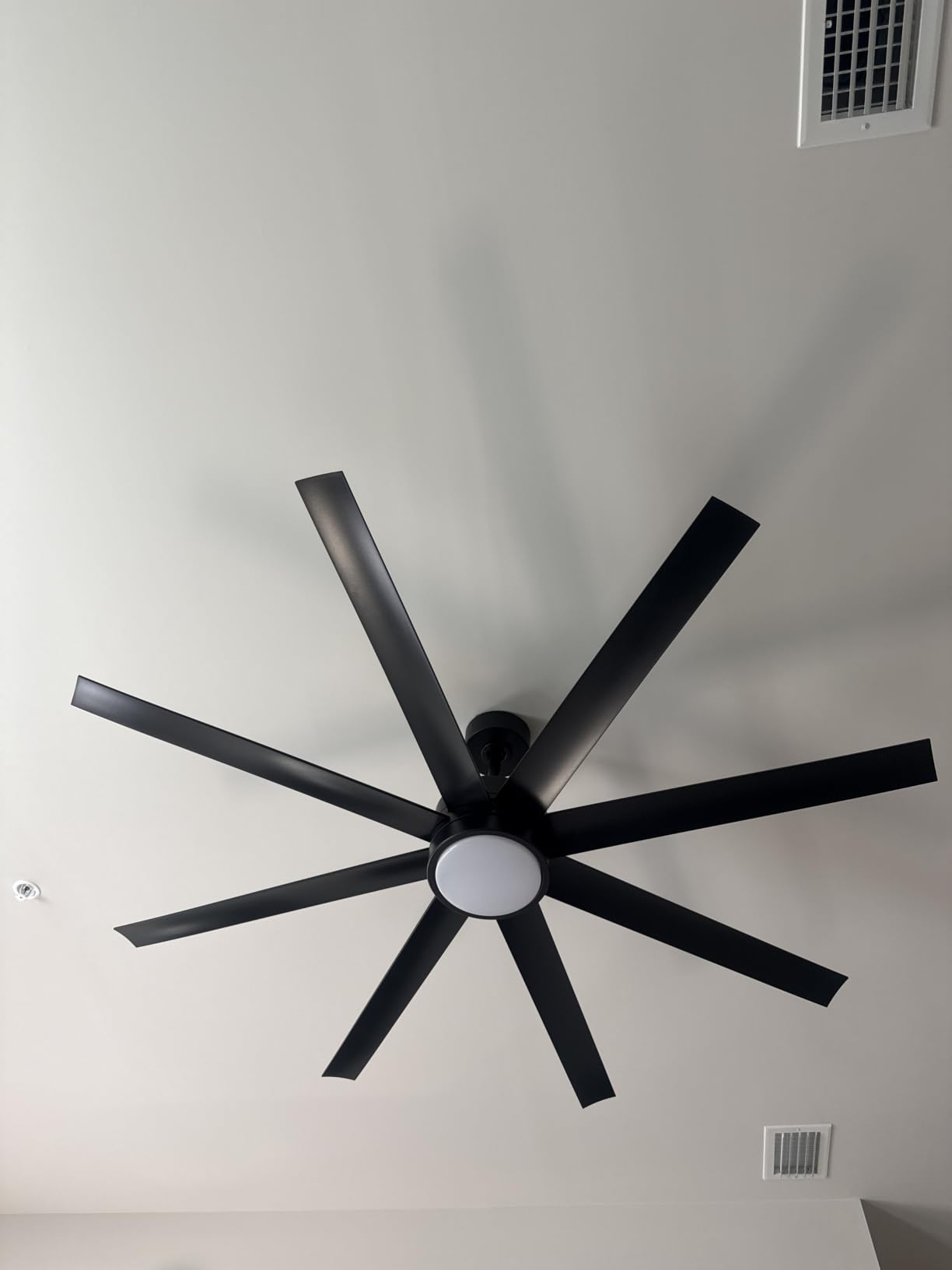 Conciseer Modern Ceiling Fans with Lights,52 Inch Ceiling Fans with Remote for Bedroom Living Room Kitchen, 18W 6CCT Dimmable，5 Blades 6 Speed Reversible Quiet DC Motor Black customer photo 1