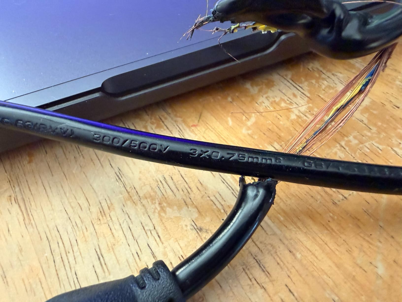 Anker SOLIX F3800 Portable Power Station and Expansion Battery, 7,680Wh customer photo 2