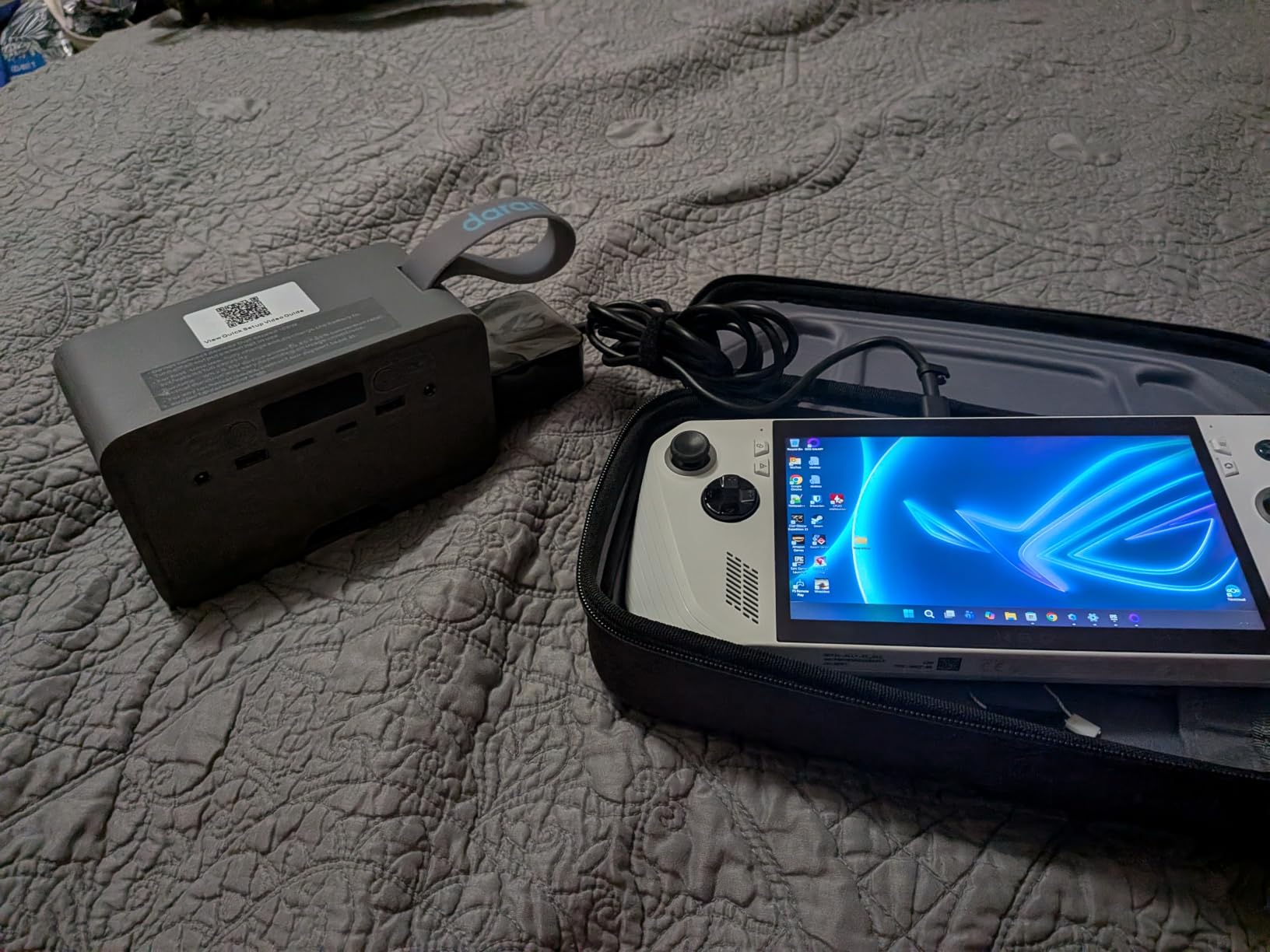 DARAN Portable Power Station, 288Wh LiFePO4 Battery, 350W (600W Peak) Power Bank with AC Outlet, Mini Solar Generator 7-Port Design, 2.1Hrs Fast Charing for Emergency, Hurricane (Solar Optional) customer photo 1