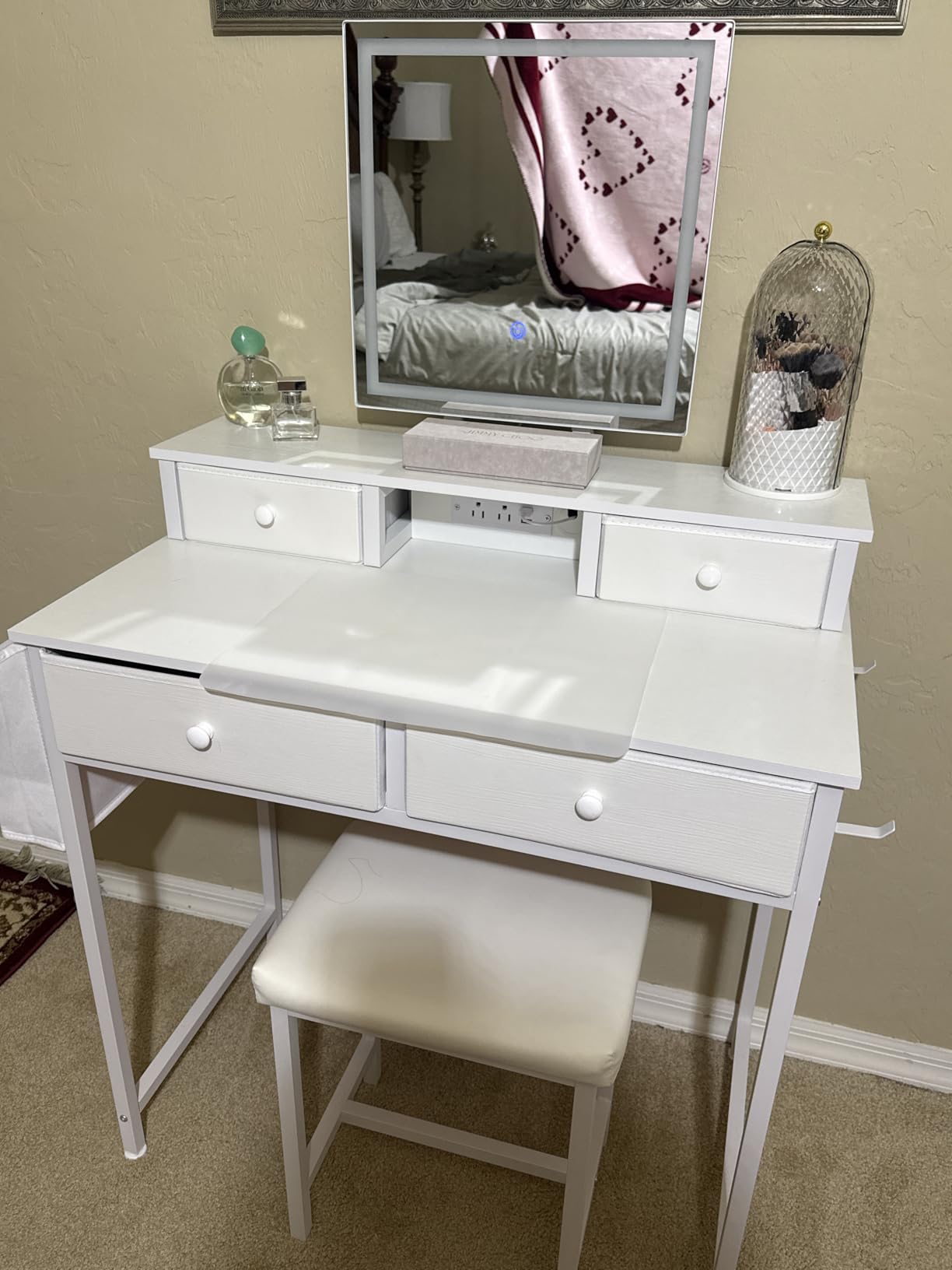 White Makeup Vanity Desk with Mirror and Lights, Vanity Set with Chair, Make Up Dresser Table with Drawers and Power Outlet for Girls Bedroom Small Space customer photo 1