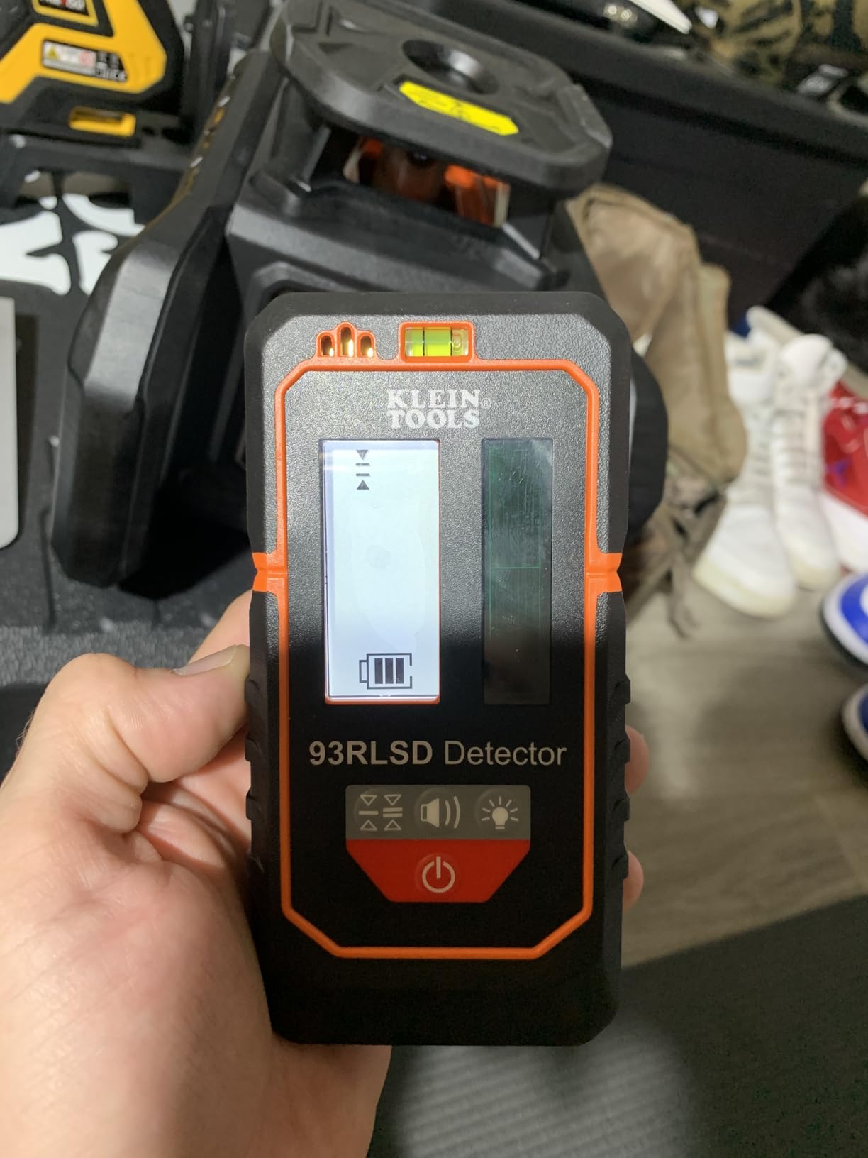 Klein Tools 93RLS Green Self-Leveling Rotary Laser Level Kit, 1150-Foot customer photo 1