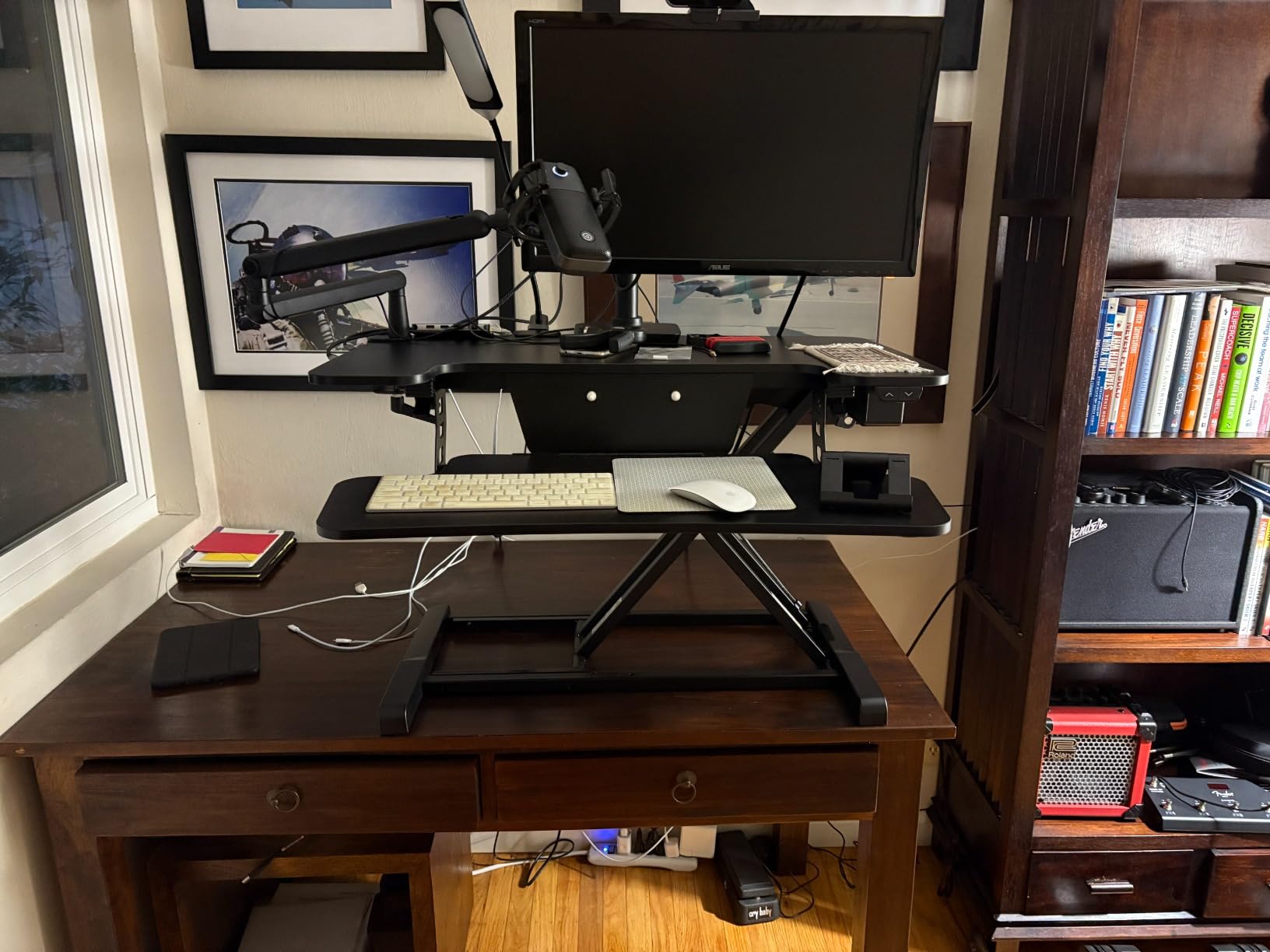 FLEXISPOT 35 inch Electric Standing Desk Converter, Motorized Stand up Desk Riser, Monitor and Laptop Workstation with Wide Keyboard Tray, Black customer photo 2