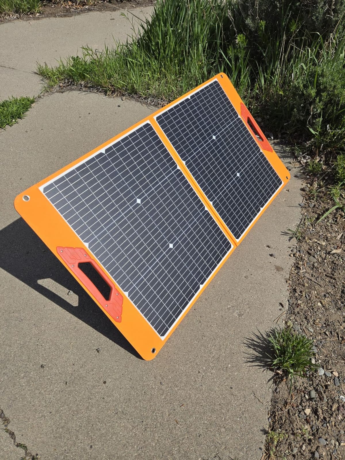 Solar Power Bank 20000mAh with USB-C, Portable Charger for Travel Camping customer photo 1