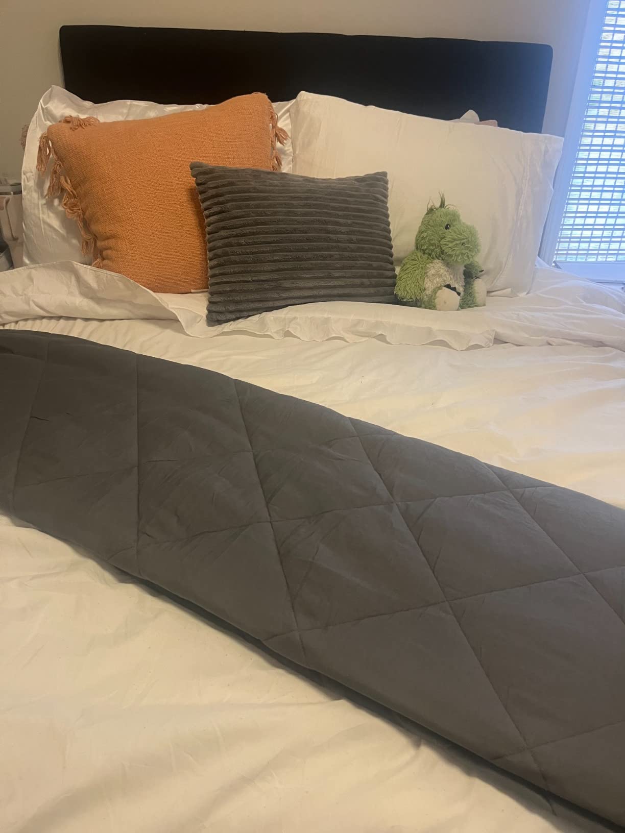 HomeSmart Cooling Weighted Blanket Queen Size 20lbs, Soft Breathable Fabric customer photo 1
