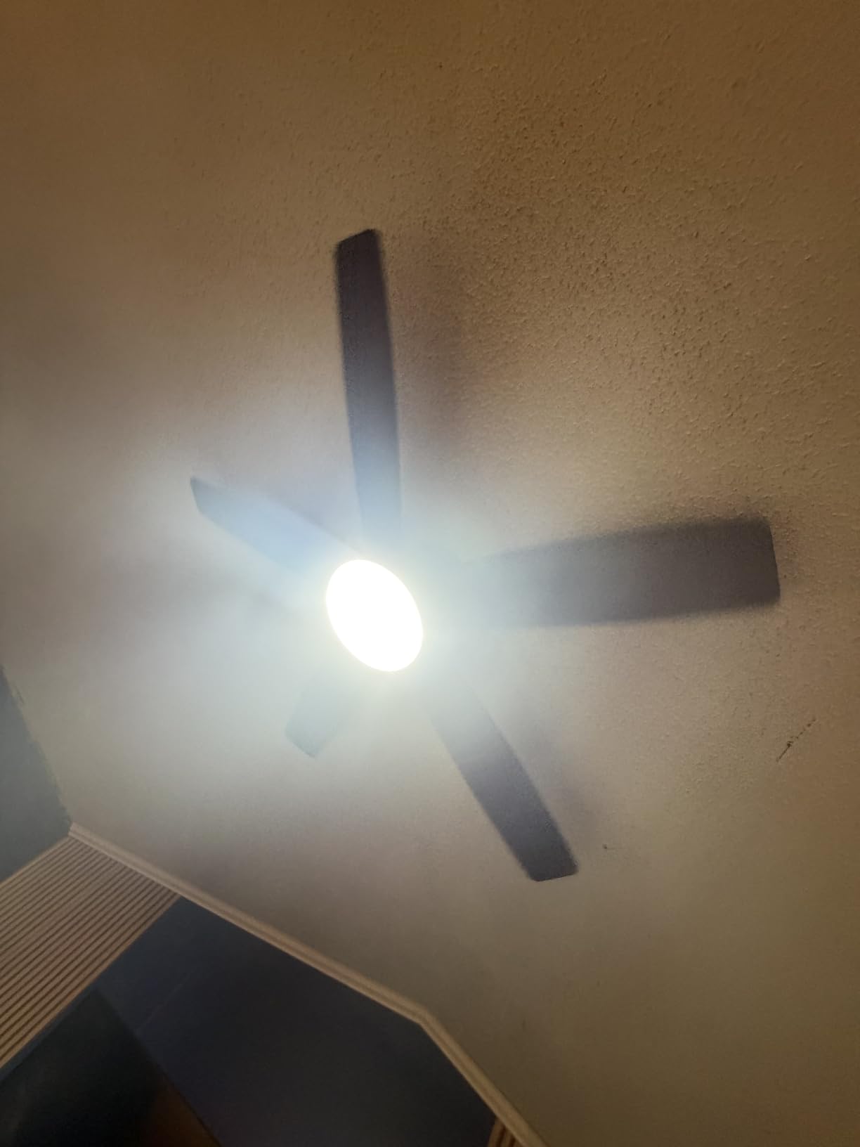 Flush Mount Ceiling Fan with Light, 52 Inch, Remote Control, 3CCT Dimmable LED, 6-Speed Silent Reversible DC Motor, Low Profile Hugger Ceiling Fan for Indoor/Outdoor 90-264V 50/60Hz Matte Black customer photo 1