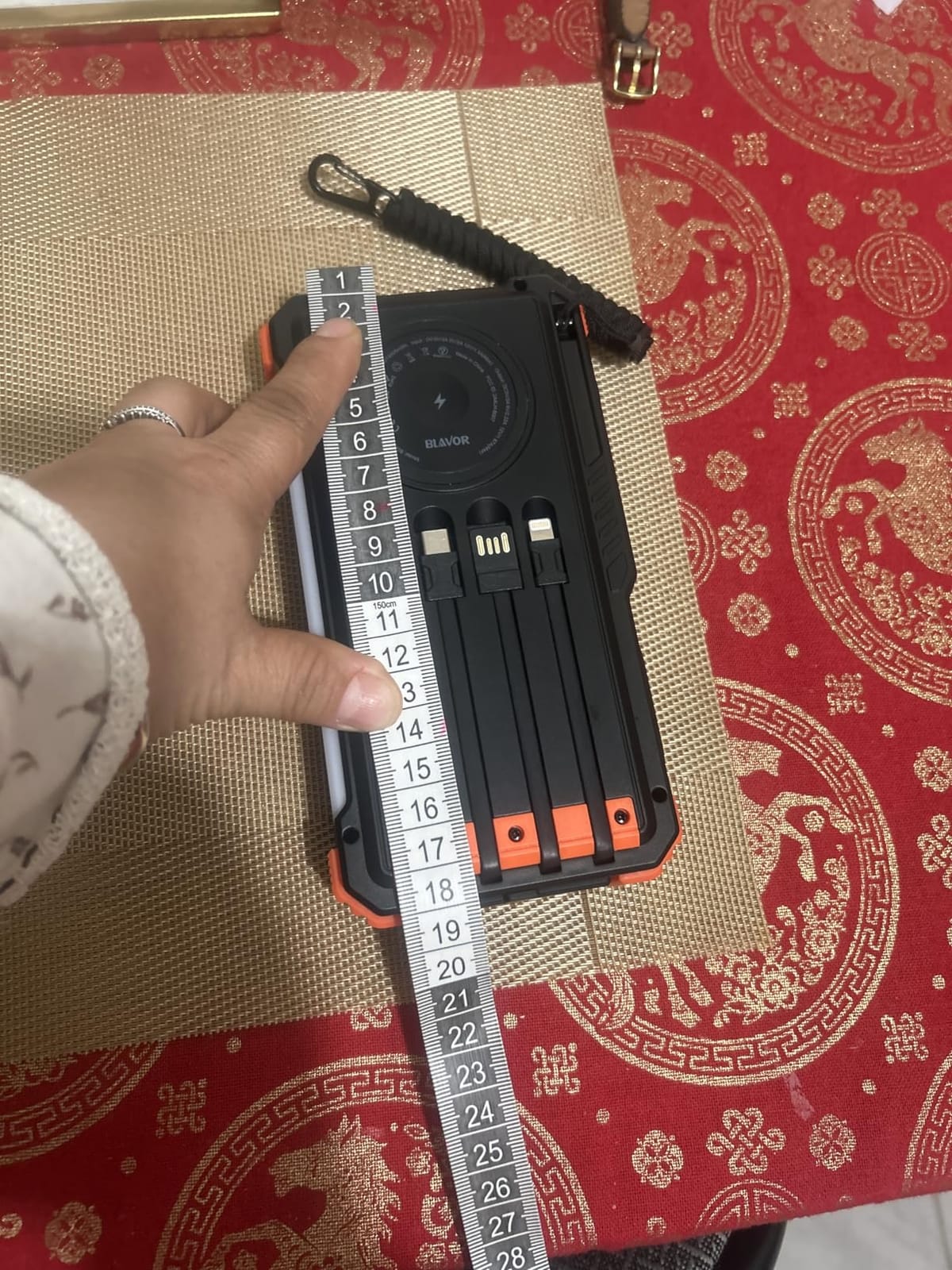 BLAVOR Solar Power Bank with Hand Crank and Built-in 4 Cables 20000mAh customer photo 2