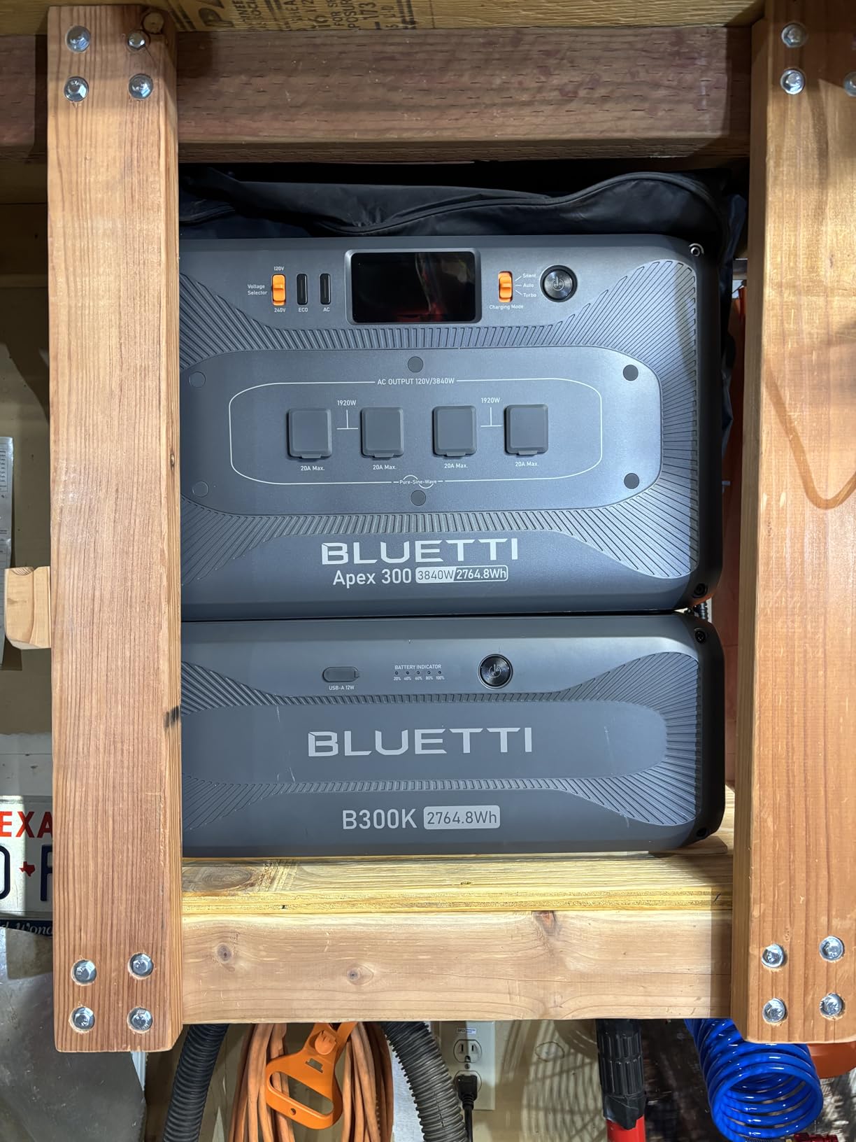 BLUETTI Apex 300 Portable Power Station & B500K Expansion Battery 7884.8Wh customer photo 2