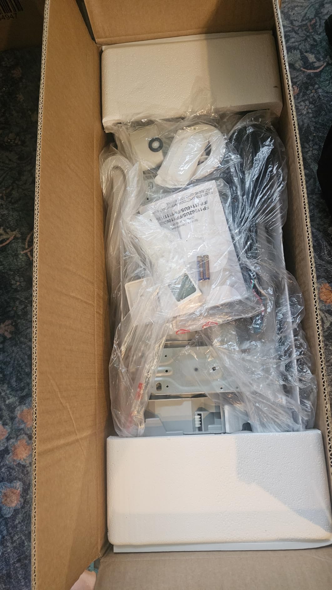 24000 BTU Mini Split Air Conditioner & Heater, 208/230V 18.1 SEER2 customer photo 1