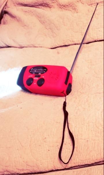 Emergency NOAA Weather Radio, 10000mAh, Solar Hand Crank Radio with AM/FM customer photo 1