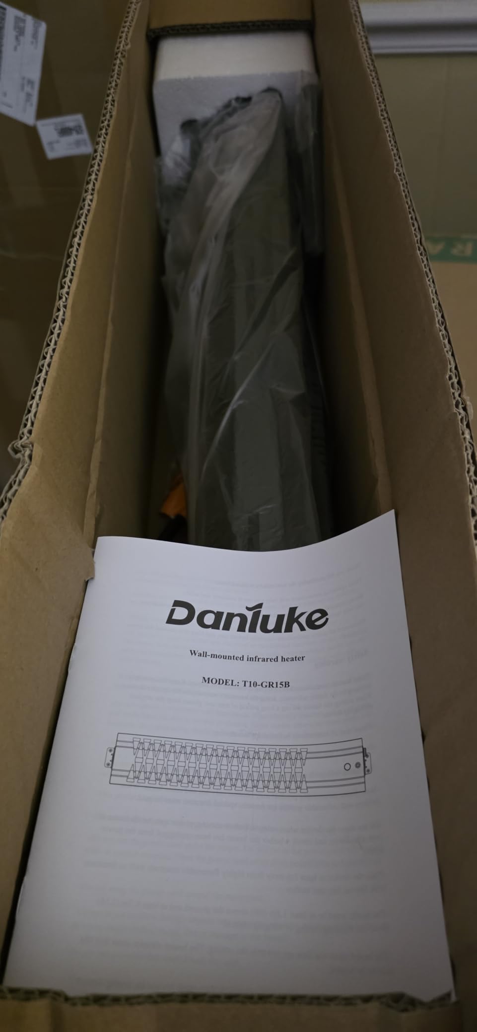 Danluke 1500W Electric Patio Heater, Wall Mounted Outdoor Heater with Remote & Touch Control, Carbon Fiber Heating for Patio, Garage, Deck, Gazebo, Backyard, Black customer photo 1