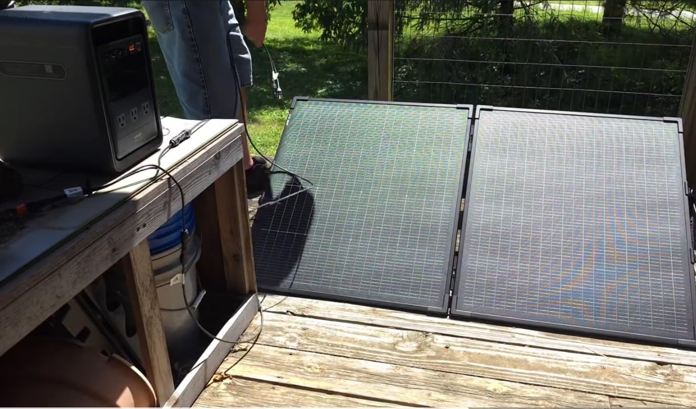Anker SOLIX S2000 Portable Power Station with 200W Solar Panel customer photo 1